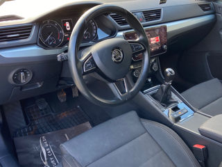 Skoda Superb foto 8