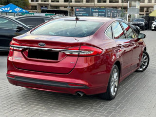 Ford Fusion foto 5