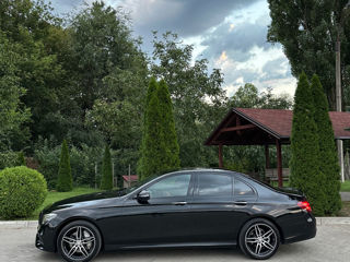 Mercedes E-Class foto 2