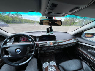 BMW 7 Series foto 3