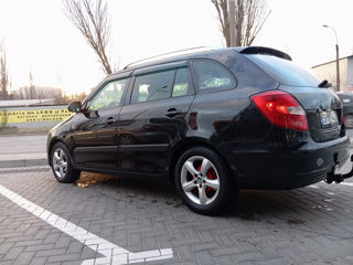 Skoda Fabia foto 3