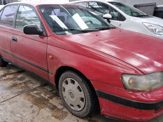 Toyota Carina foto 3