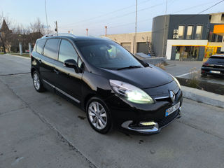 Renault Grand Scenic foto 2