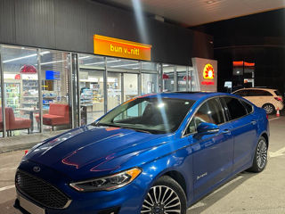 Ford Fusion foto 2