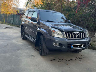 Toyota Land Cruiser Prado foto 4