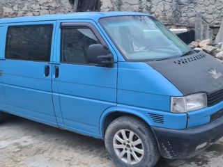 Volkswagen Transporter foto 1