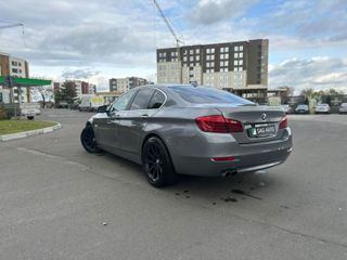 BMW 5 Series foto 2