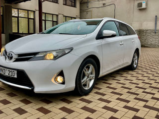 Toyota Auris foto 3