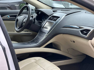 Lincoln MKZ фото 9