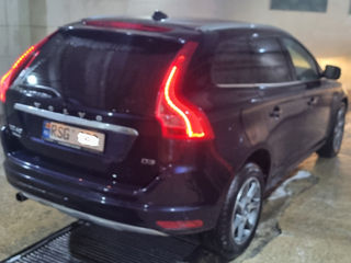 Volvo XC60 foto 8