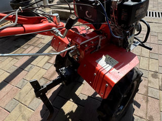 Vând motobloc zubr  foto 2