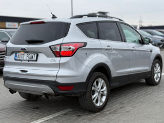 Ford Escape foto 3