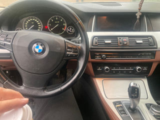 BMW 5 Series foto 6
