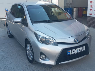 Toyota Yaris foto 1