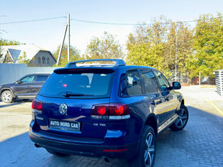 Volkswagen Touareg foto 3