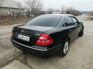 Dezmembrare Mercedes W211, W212, W221. foto 7