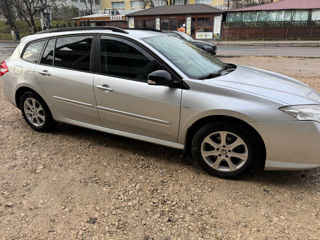 Renault Laguna foto 2