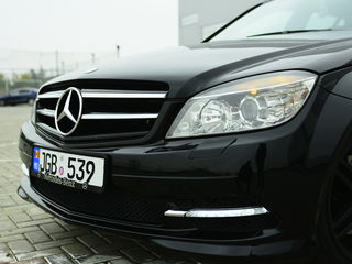 Mercedes C Class foto 7