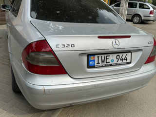 Mercedes E-Class foto 4