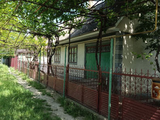 Se vinde 2 case amplasate pe un teren în Bălți, str. Belousov 4/2 foto 4