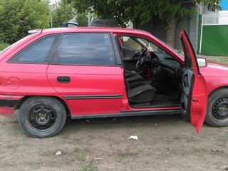 Opel Astra foto 1