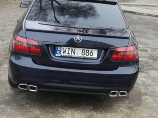 Mercedes E Class foto 3