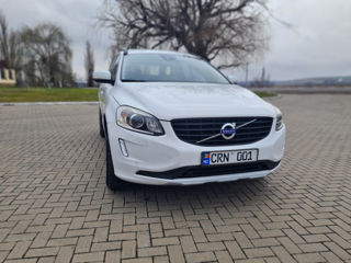 Volvo XC60 foto 4