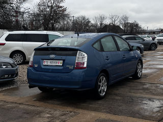 Toyota Prius foto 4