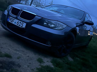 BMW 3 Series foto 3