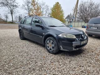 Renault Megane foto 2