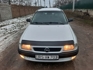 Opel Astra foto 3