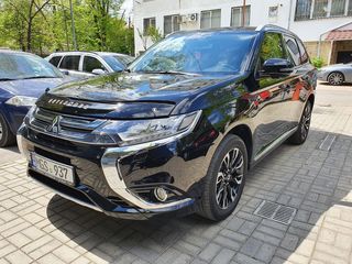 Mitsubishi Outlander foto 4