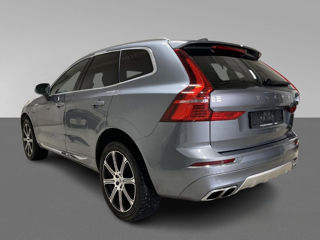 Volvo XC60 foto 2