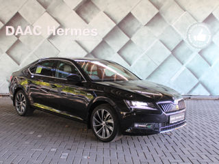 Skoda Superb foto 3