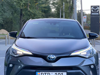 Toyota C-HR foto 5