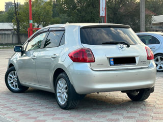 Toyota Auris foto 3