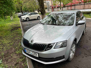 Skoda Octavia foto 1