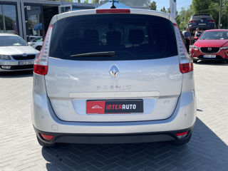 Renault Scenic foto 8