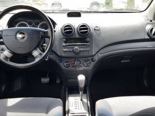 Chevrolet Aveo foto 6