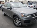 Volkswagen Touareg foto 1