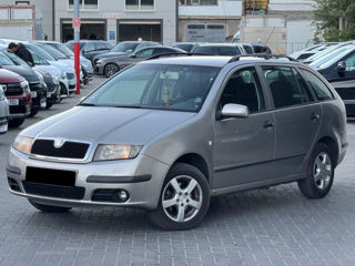 Skoda Fabia foto 4