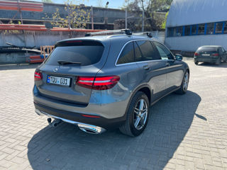 Mercedes GLC foto 9