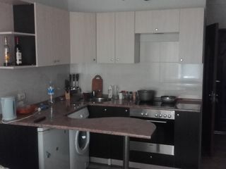 Apartament cu euroreparatie, urgent!!! foto 5