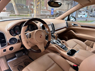 Porsche Cayenne foto 12