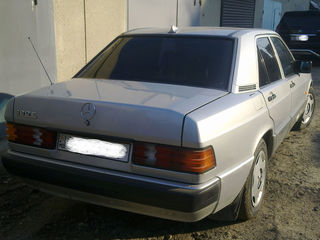 Mercedes 190 foto 5