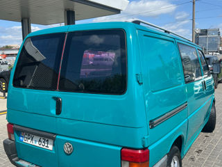 Volkswagen T4 foto 2