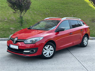 Renault Megane фото 1