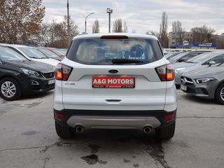 Ford Kuga foto 6