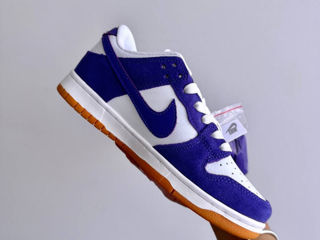 Nike SB Dunk Low  Purple Suede foto 1