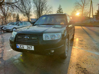 Subaru Forester foto 8